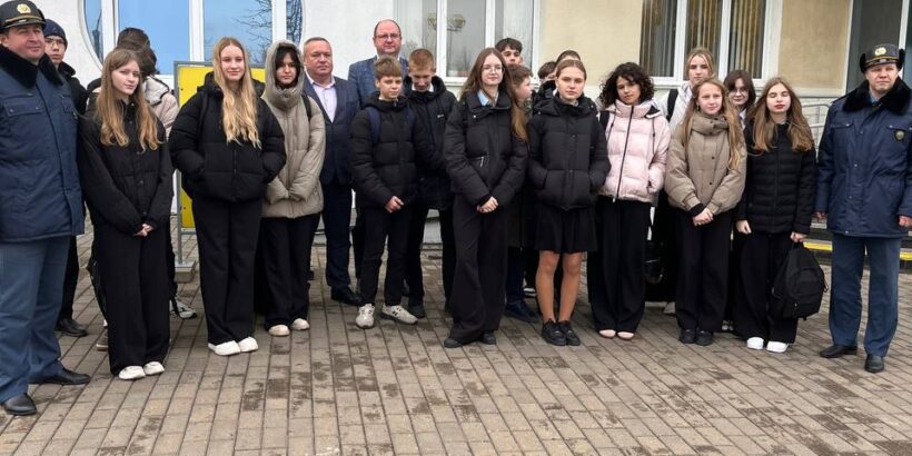 Учащиеся таможенного класса посетили Транспортно — логический центр «Могилёв — Белтаможсервис»