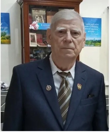 «Золотинки истины»