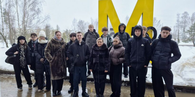 Учащиеся ГУО «Средняя школа №21 г.Могилева» совершили увлекательное погружение в мир текстильного производства, посетив ОАО «Моготекс»