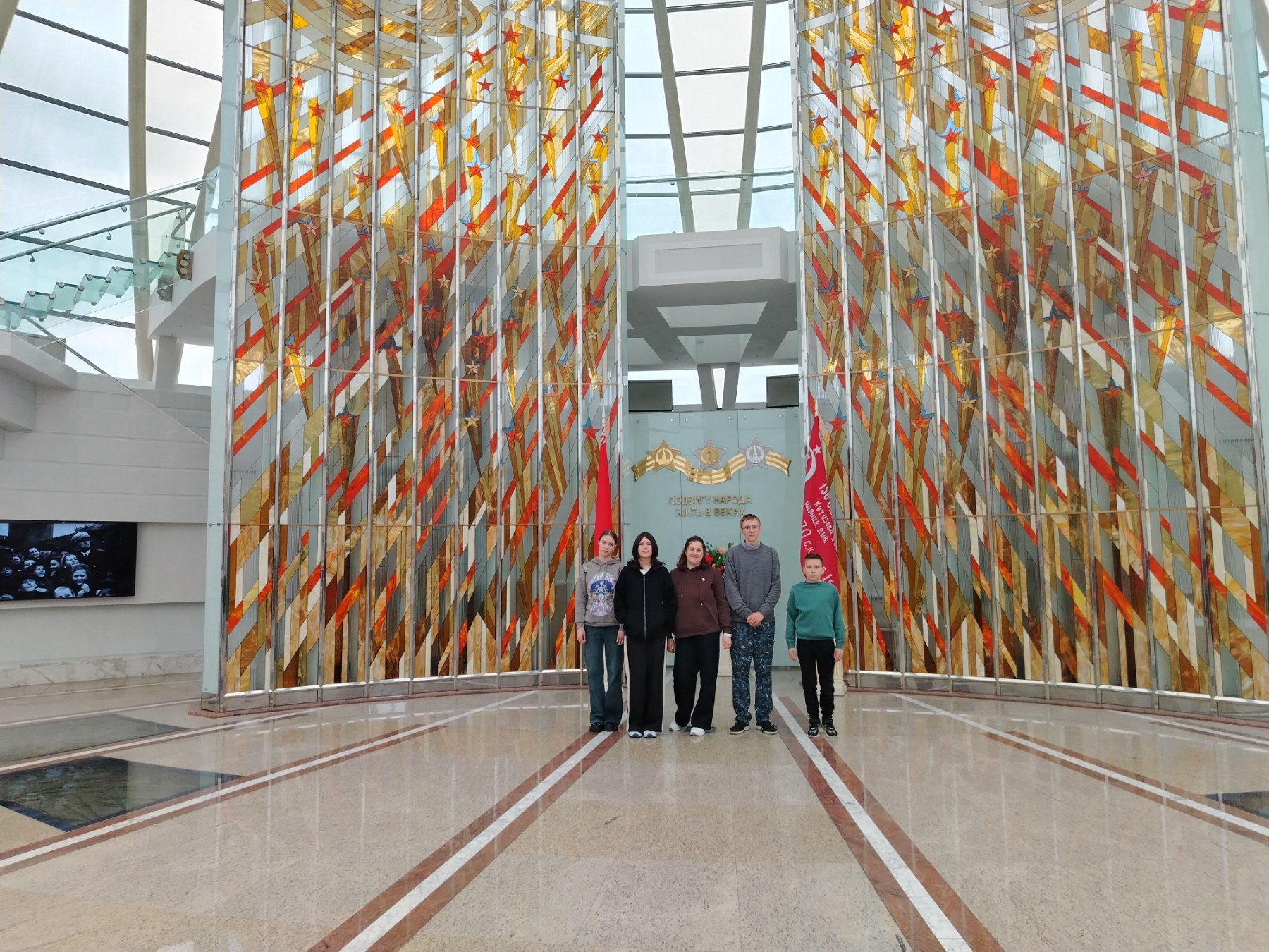 Команда школы по бадминтону посетила  Белорусский государственный музей истории Великой отечественной войны